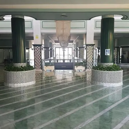 With Balcony And Pools In Playa Paraiso Apartman